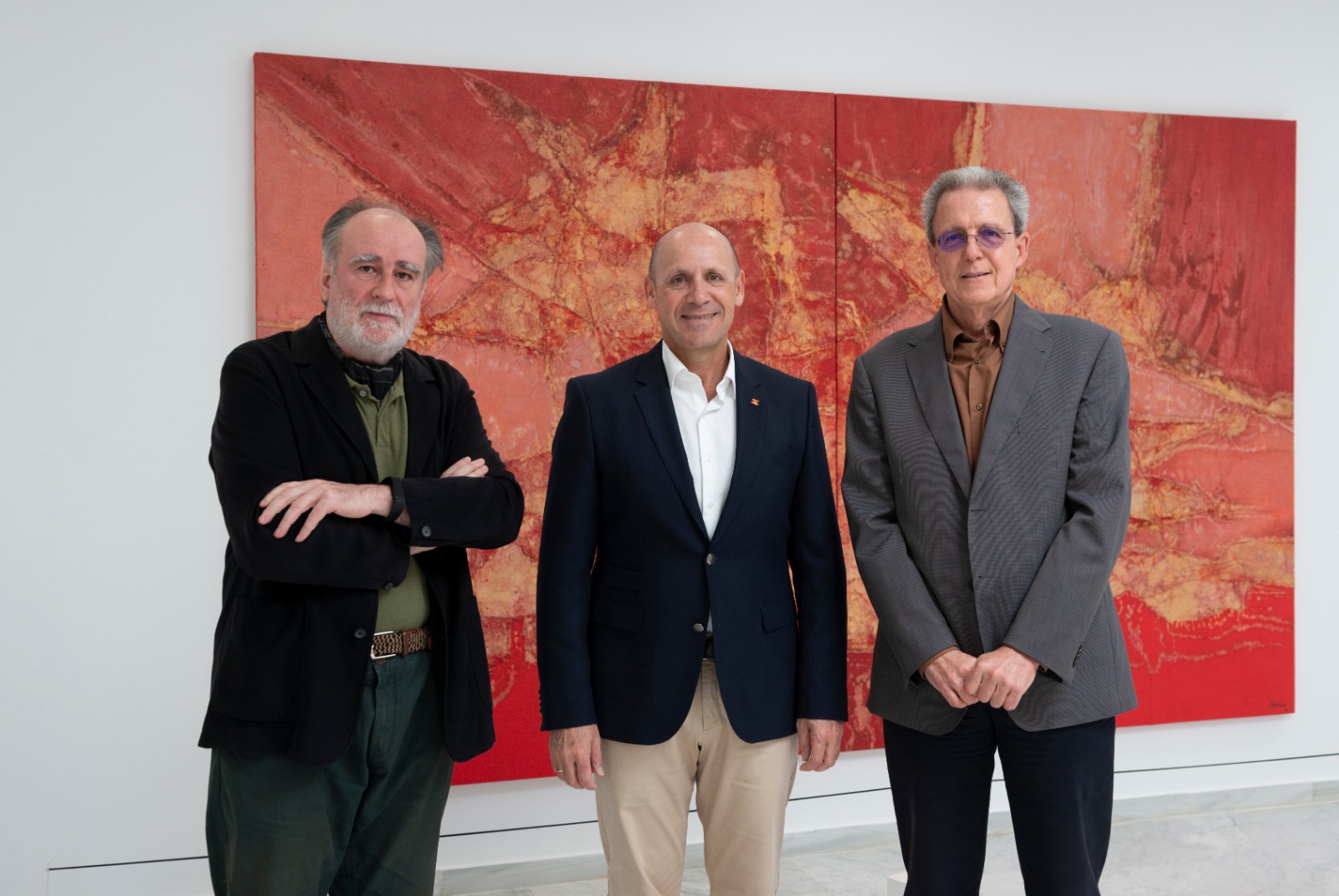 Fernando Gómez Aguilera, presidente de la fundación Cesar Manrique, Juan Ignacio Liaño, director de flota de la naviera